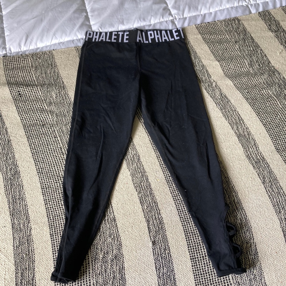 Alphalete leggings